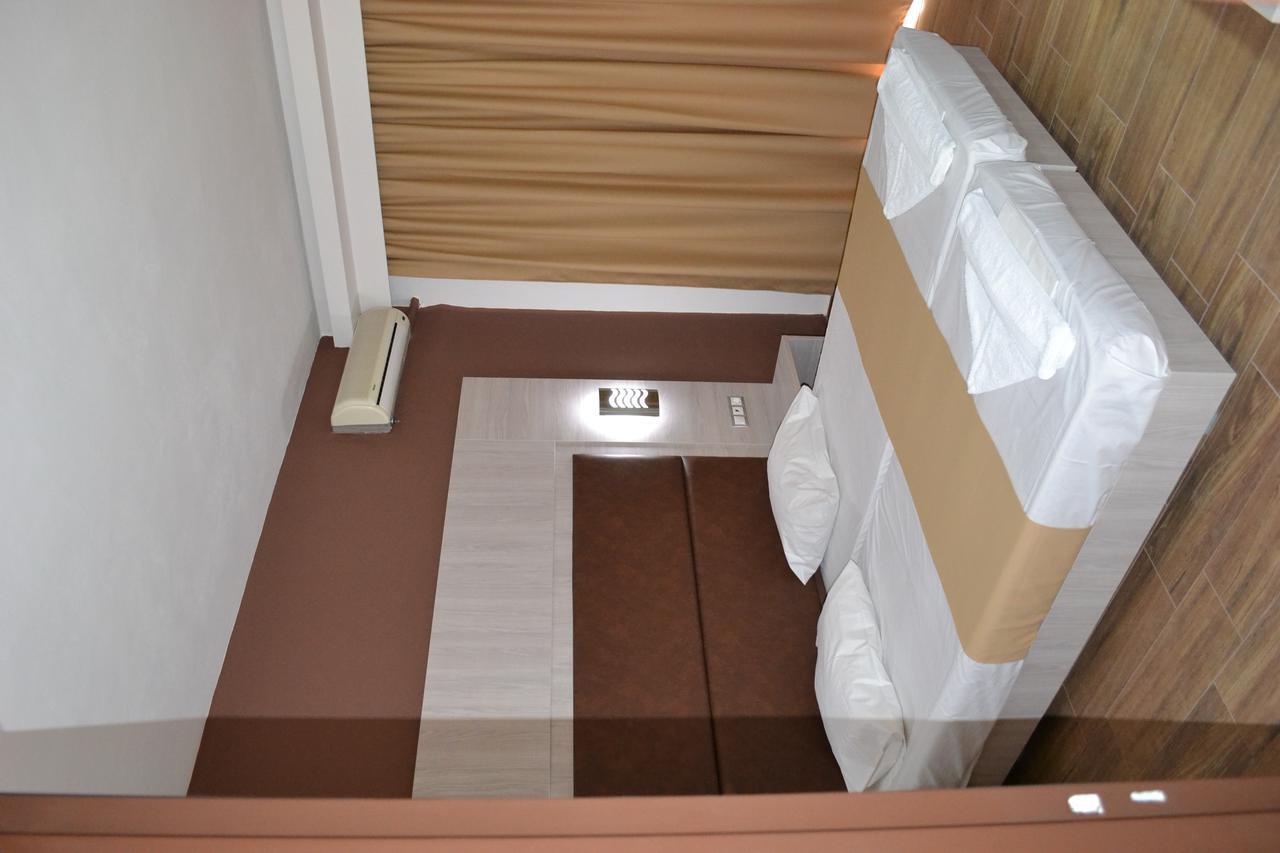 Karavos Hotel Apartments Archangelos  Eksteriør billede